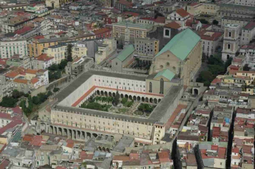 Complesso monumentale di Santa Chiara in Napoli