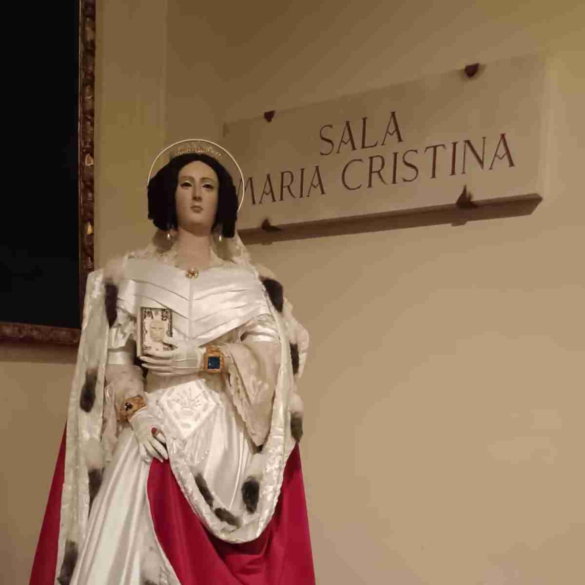 Statua Beate Maria Cristina Dettagòo