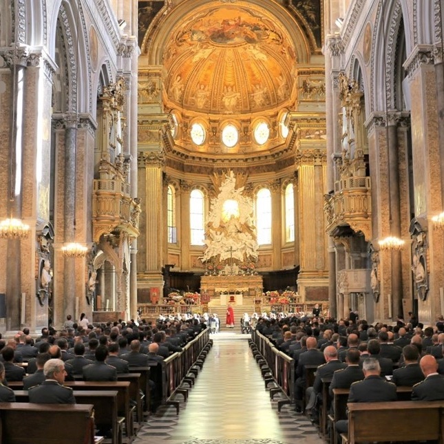 Panoramica cattedrale interno