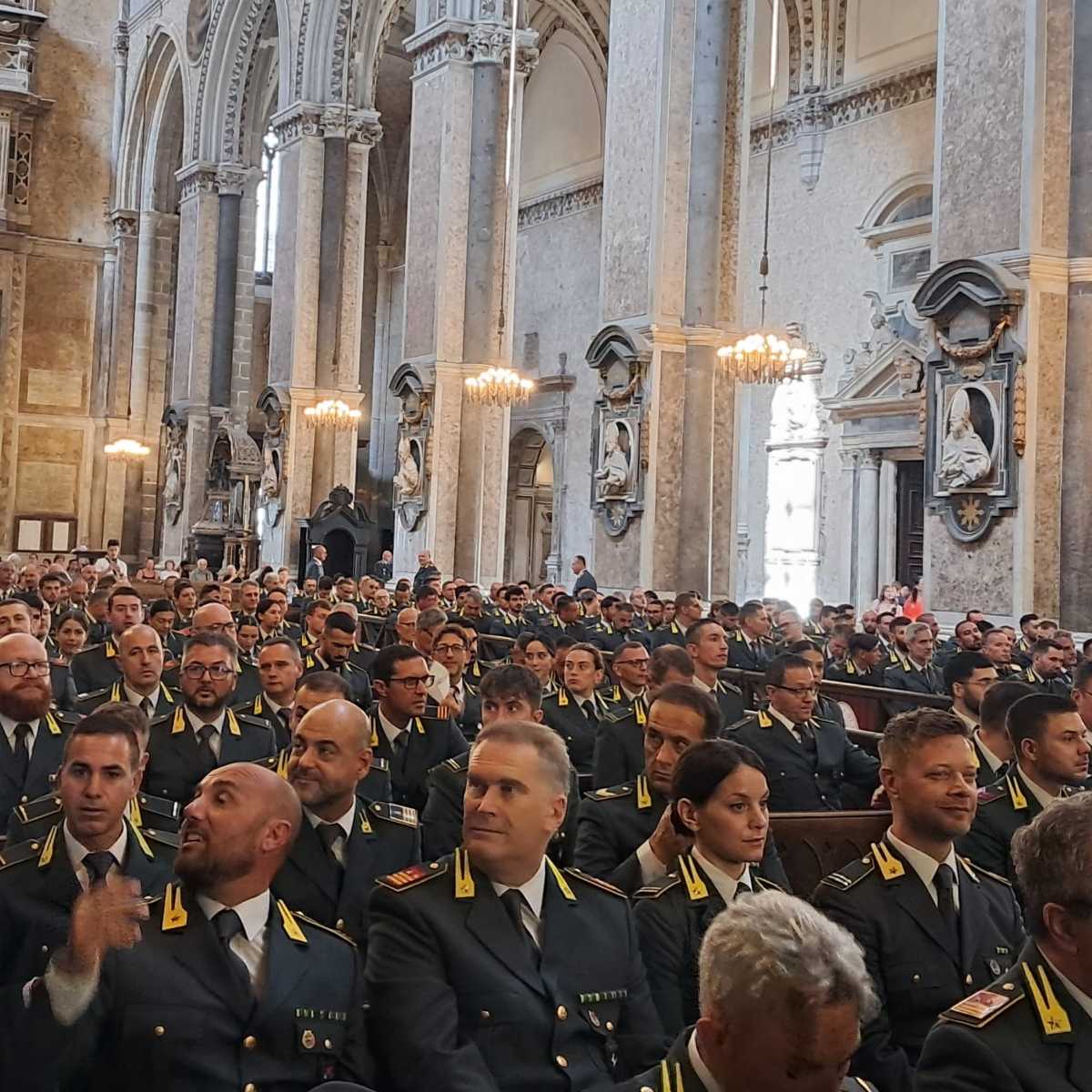 Finanzieri in cattedrale