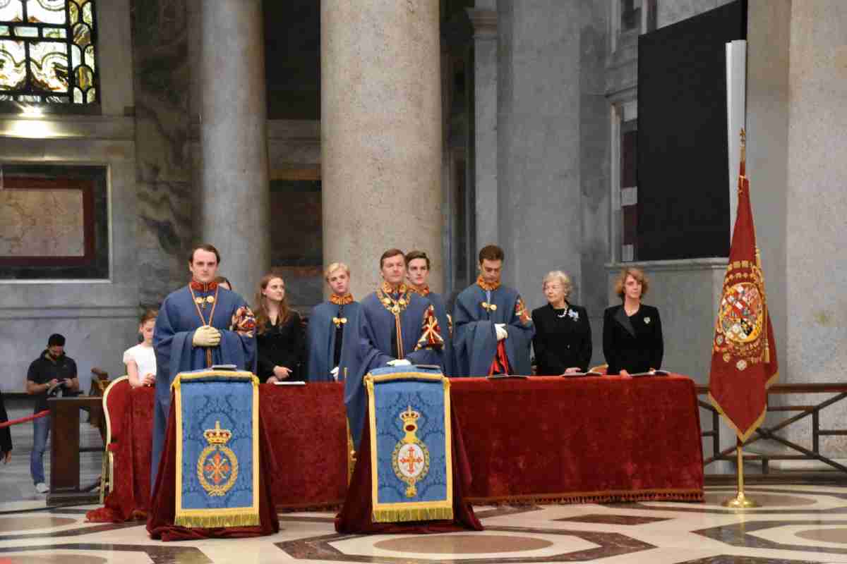 La Reale Magistrale Famiglia