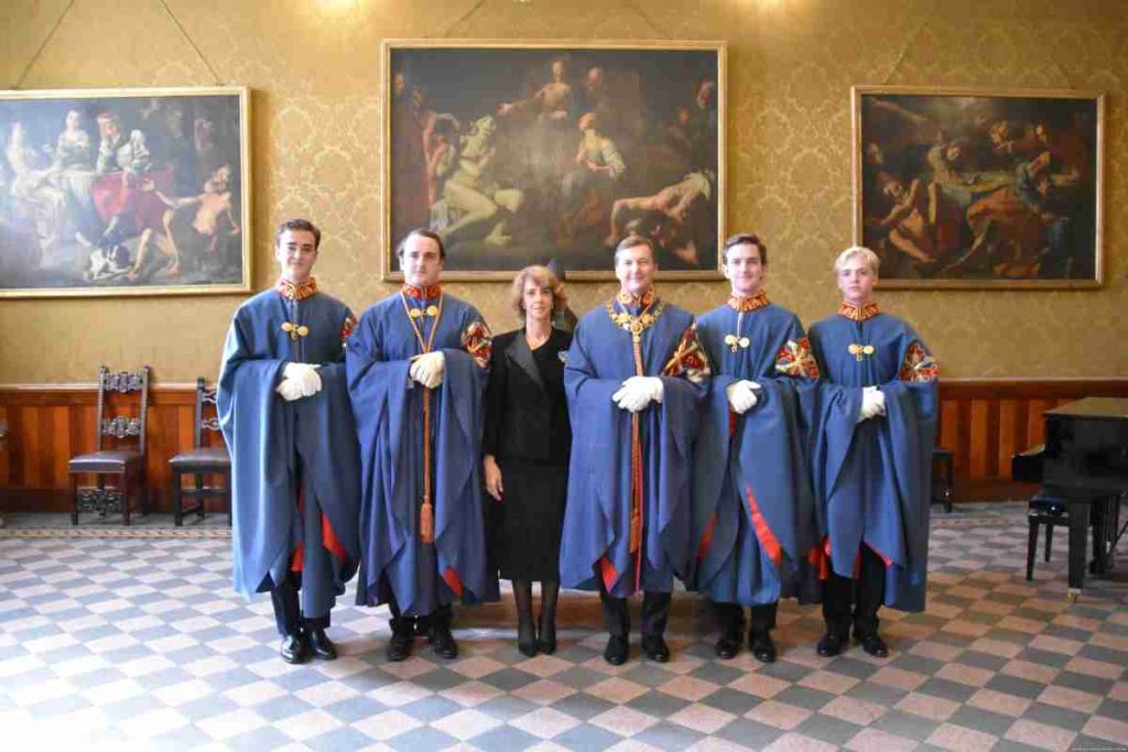 LL.AA.RR. il Duca e la Duchessa di Calabria con LL.AA.RR. i Principi neo Cavalieri di Giustizia