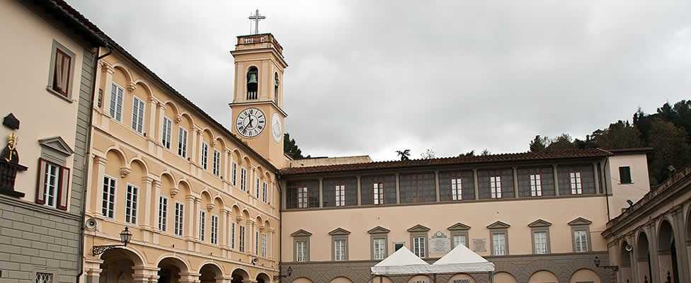 Piazza del santuario
