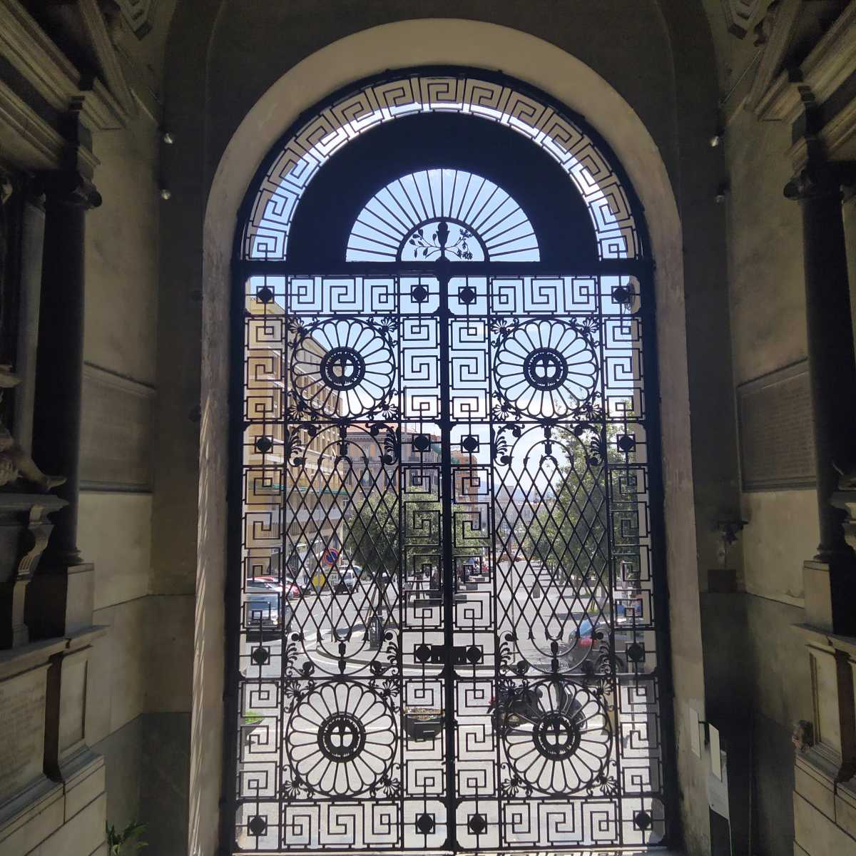 San Giacomo degli Spagnoli