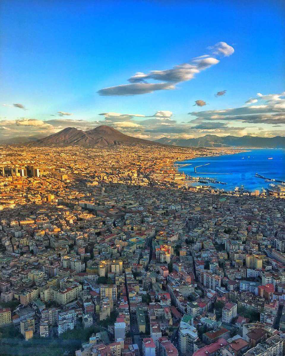 Napoli dall'alto
