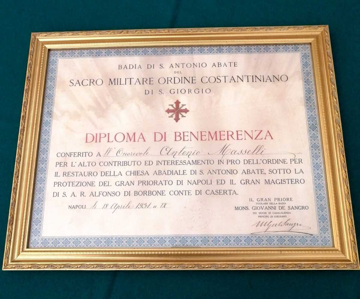 Copia del diploma incorniciata