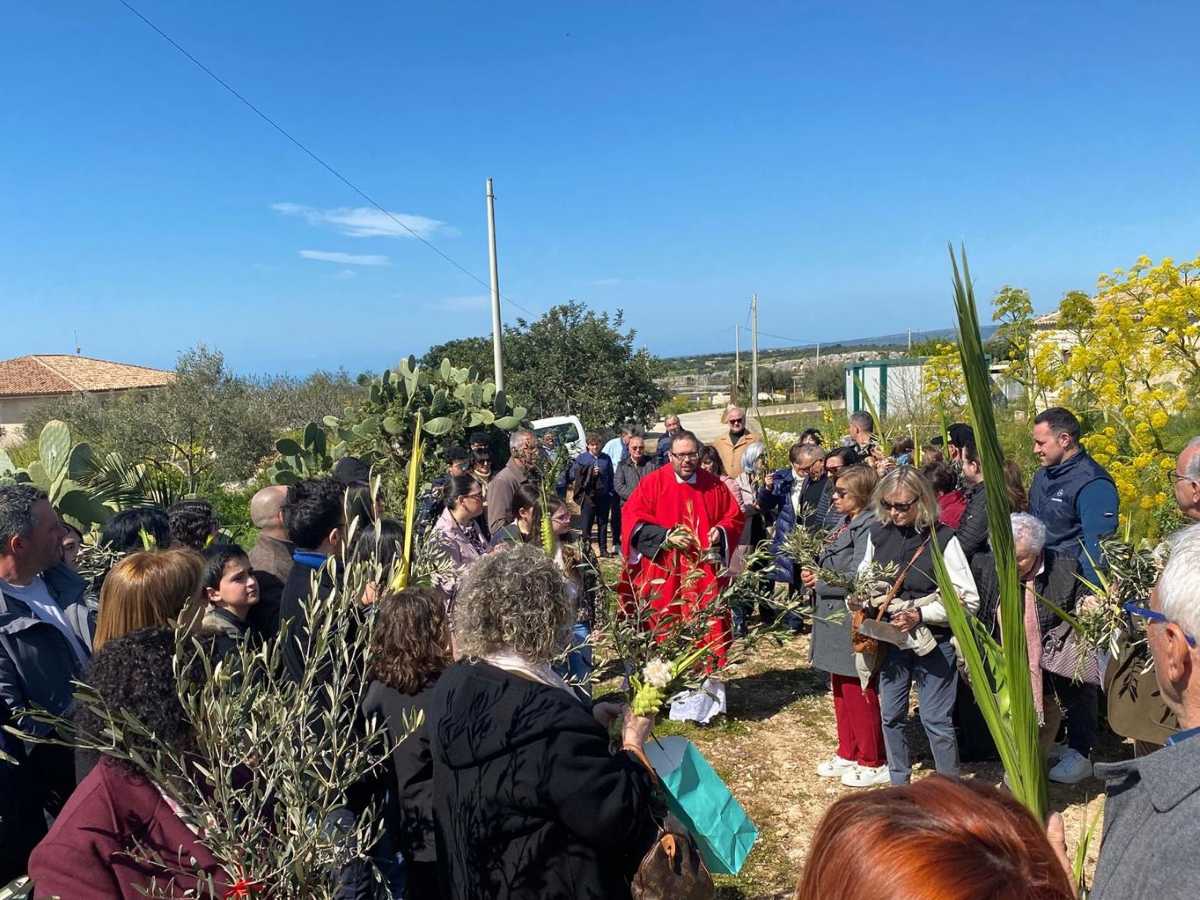 Benedizione delle palme e rametti d'ulivo