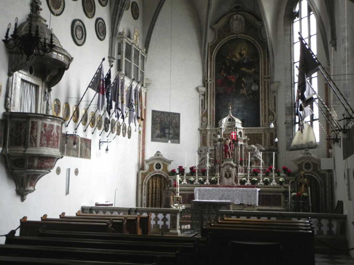 Chiesa interno