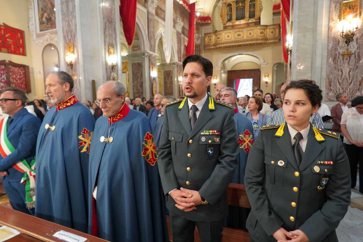 Rappresentanza Costantiniana con la Guardia di Finanza