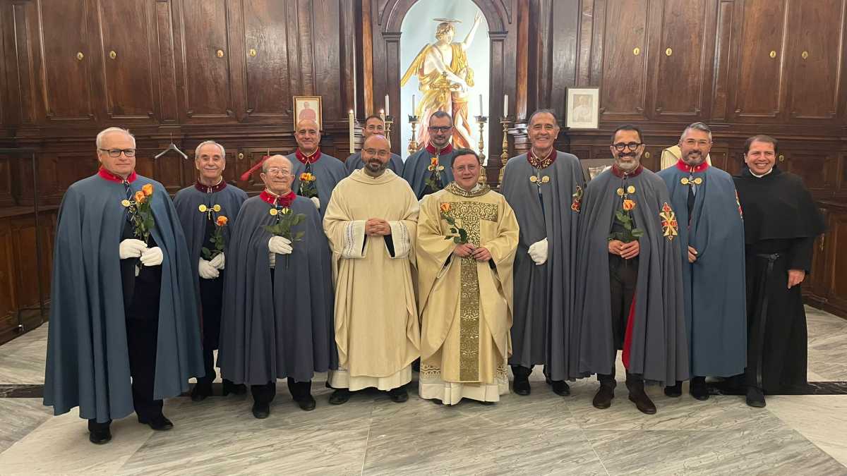 Foto di gruppo dopo la Santa Messa
