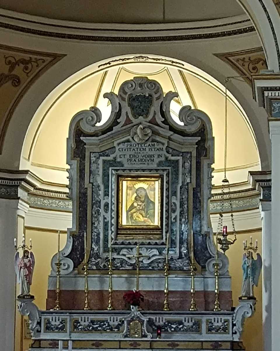 Santuario dello Sterpeto altare della Madonna