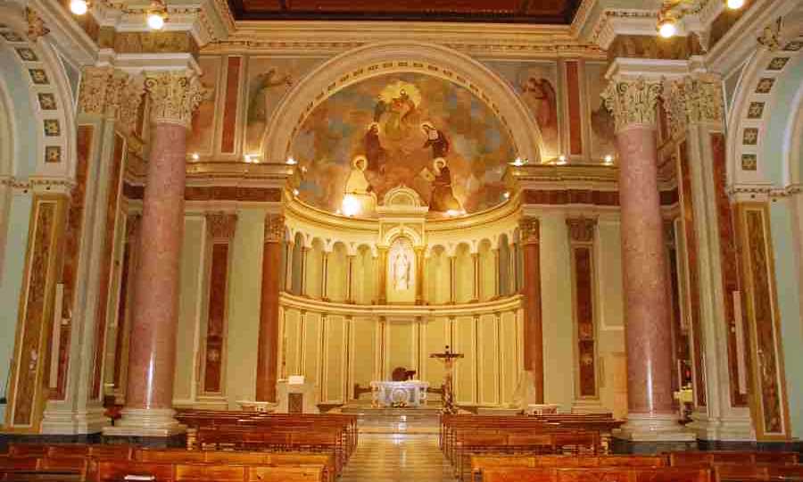 Chiesa interno