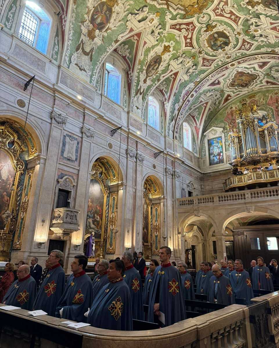 Partecipanti in chiesa