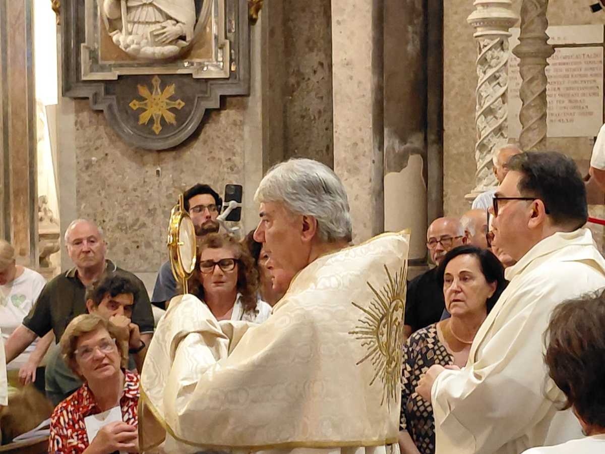 Inizio Processione in Duomo