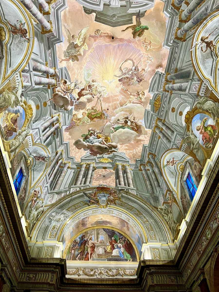 Chiesa interno