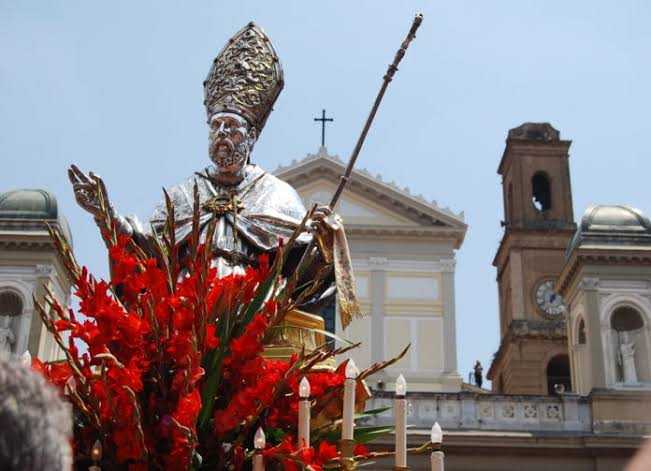 Busto di San Paolino in Processione