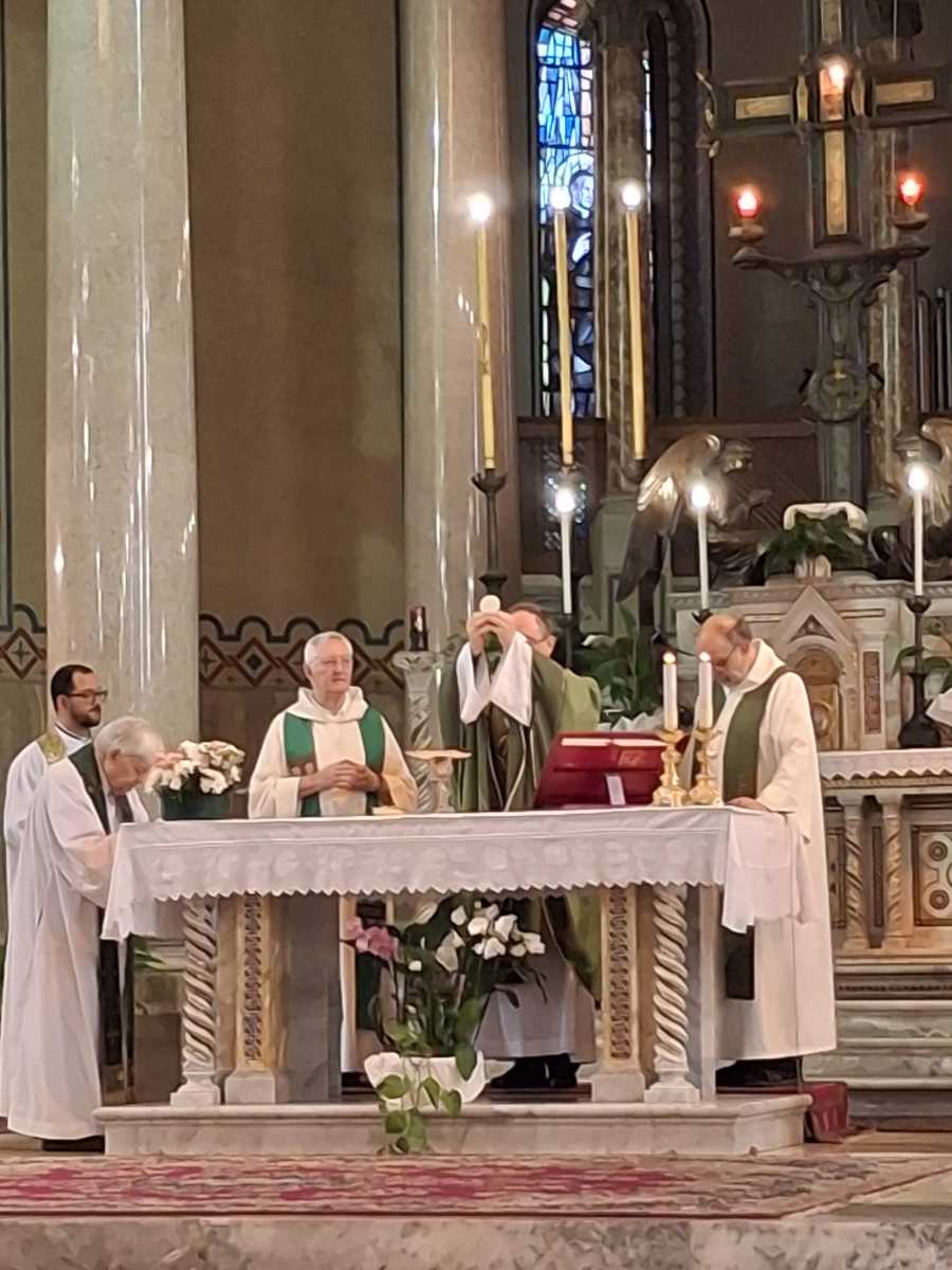 Santa Messa