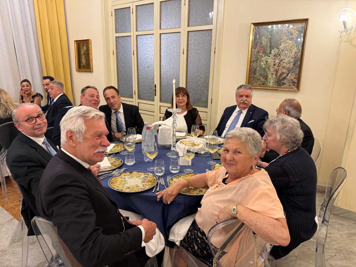 Cena