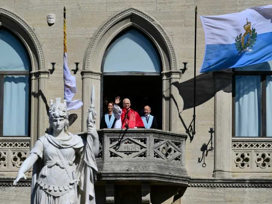 Saluto dal balcone