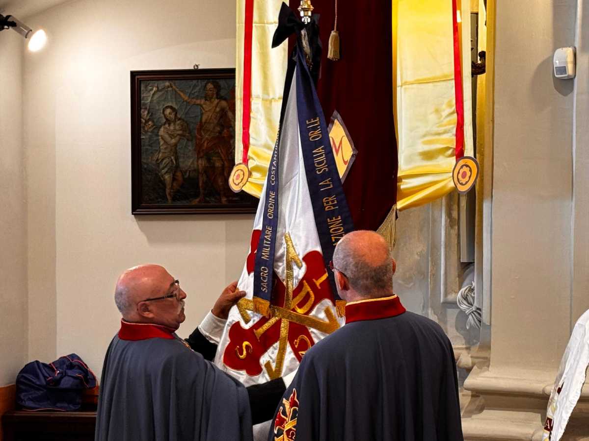 Innalzamento bandiera