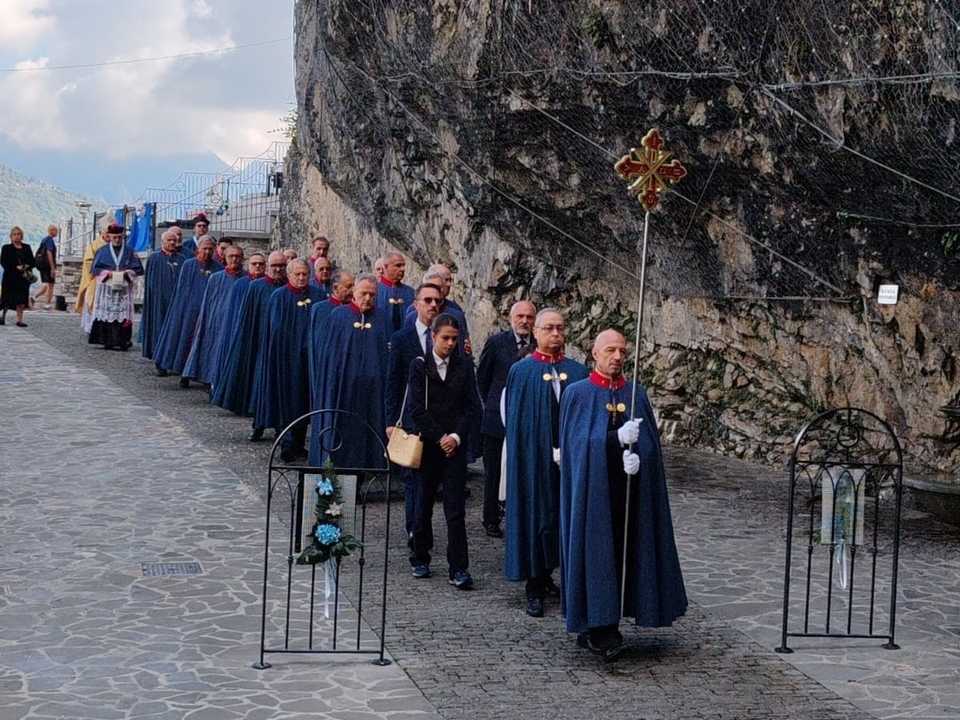 La processione