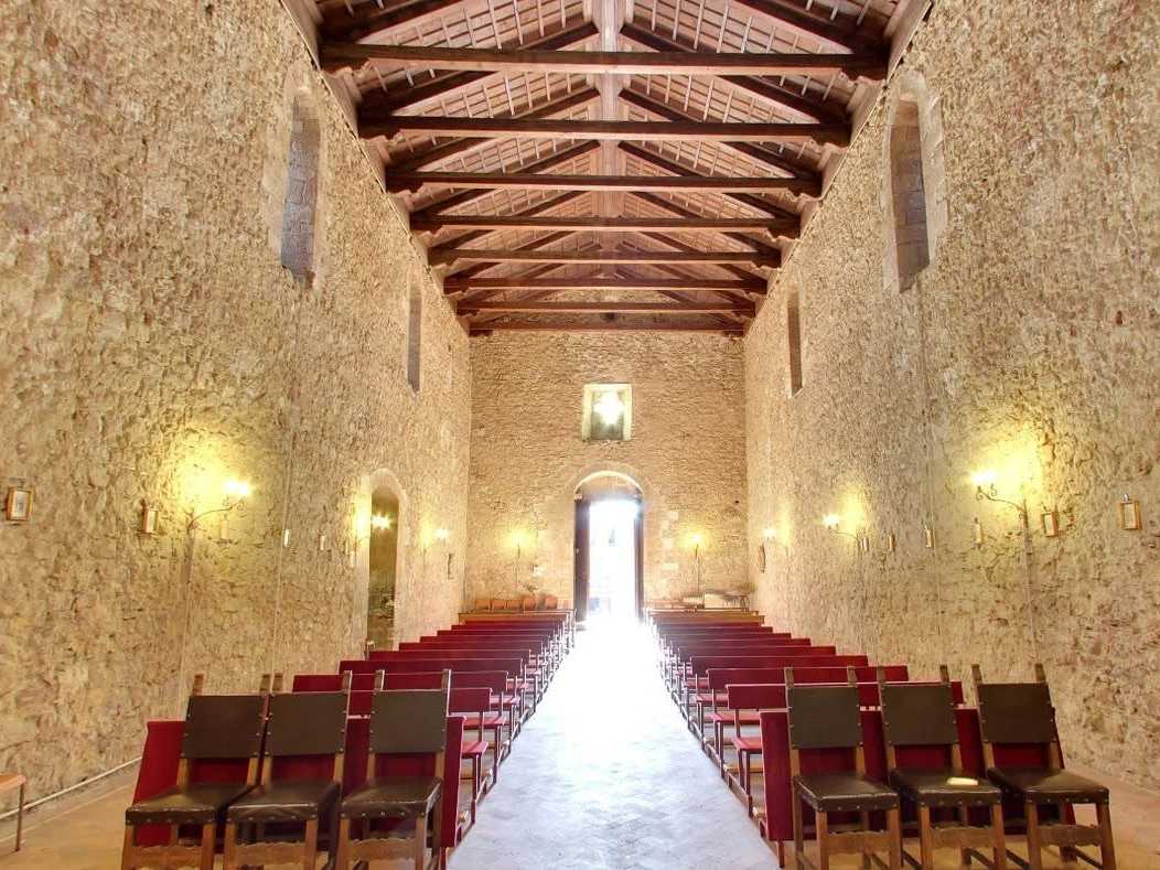 La chiesa vista ingresso