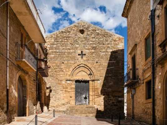 La chiesa portale