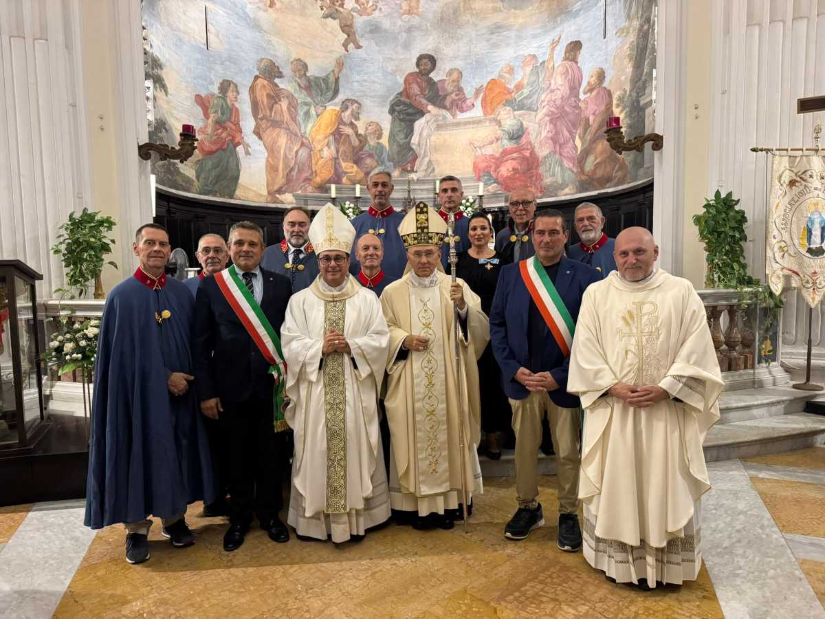 Foto di gruppo al termine della Santa Messa