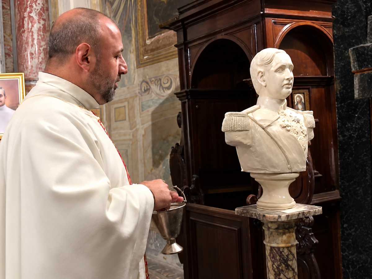 Benedizione busto